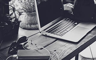 江南体育平台-冰释前嫌？圣诞夜重返波士顿 欧文猛夸绿军前队友