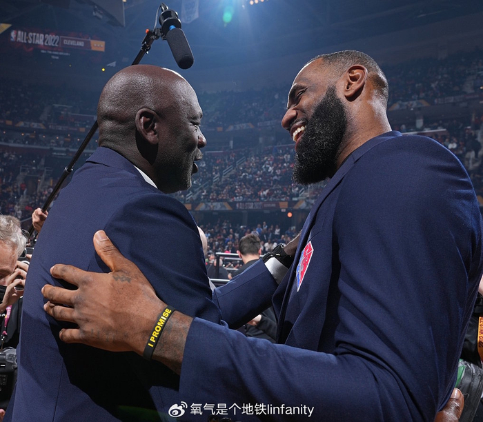 江南体育平台-詹姆斯的助攻超乔丹加科比！得分也领先他们大概10000分！|科比·布莱恩特|莱昂内尔·梅西|科比-布莱恩特|奥斯汀·里夫斯|迈克尔·乔丹_新浪体育_新浪新闻